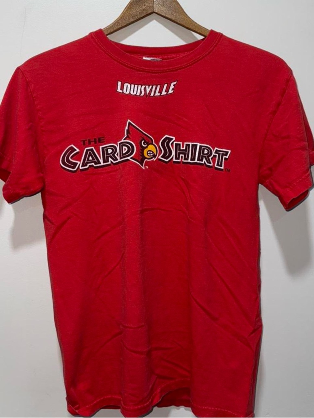 Red Louisville Cardinals t-shirt Size S